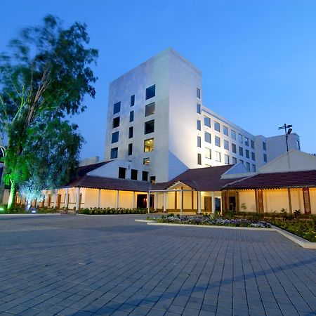 Chanakya Bnr Hotel Ranchi Bagian luar foto