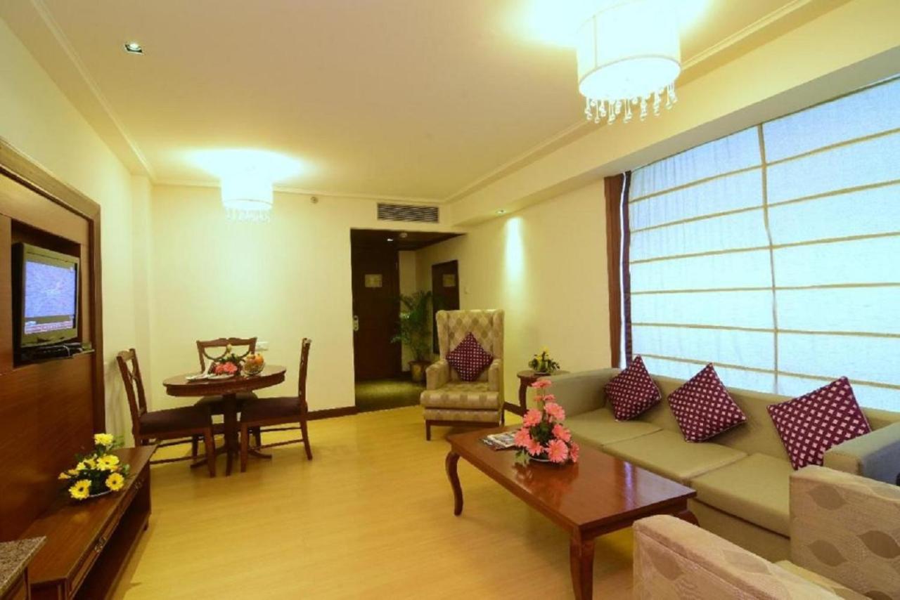 Chanakya Bnr Hotel Ranchi Bagian luar foto