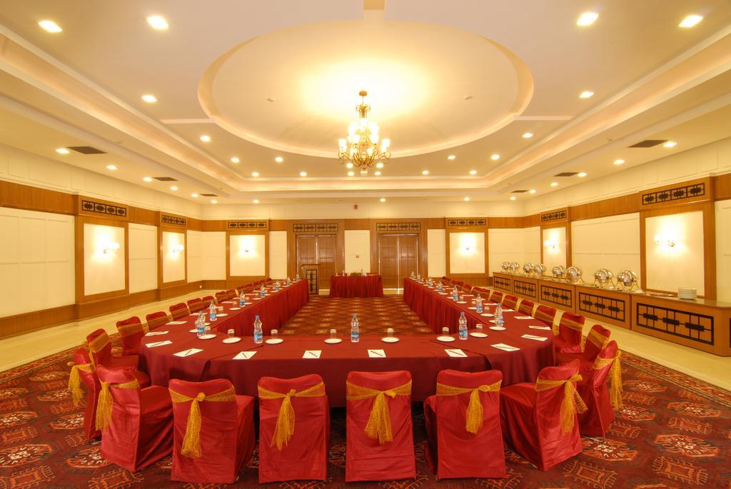 Chanakya Bnr Hotel Ranchi Bagian luar foto
