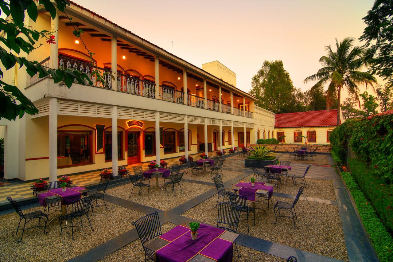Chanakya Bnr Hotel Ranchi Bagian luar foto