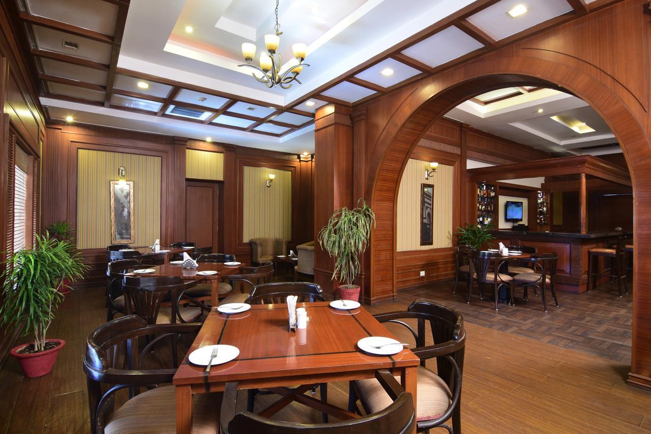 Chanakya Bnr Hotel Ranchi Bagian luar foto