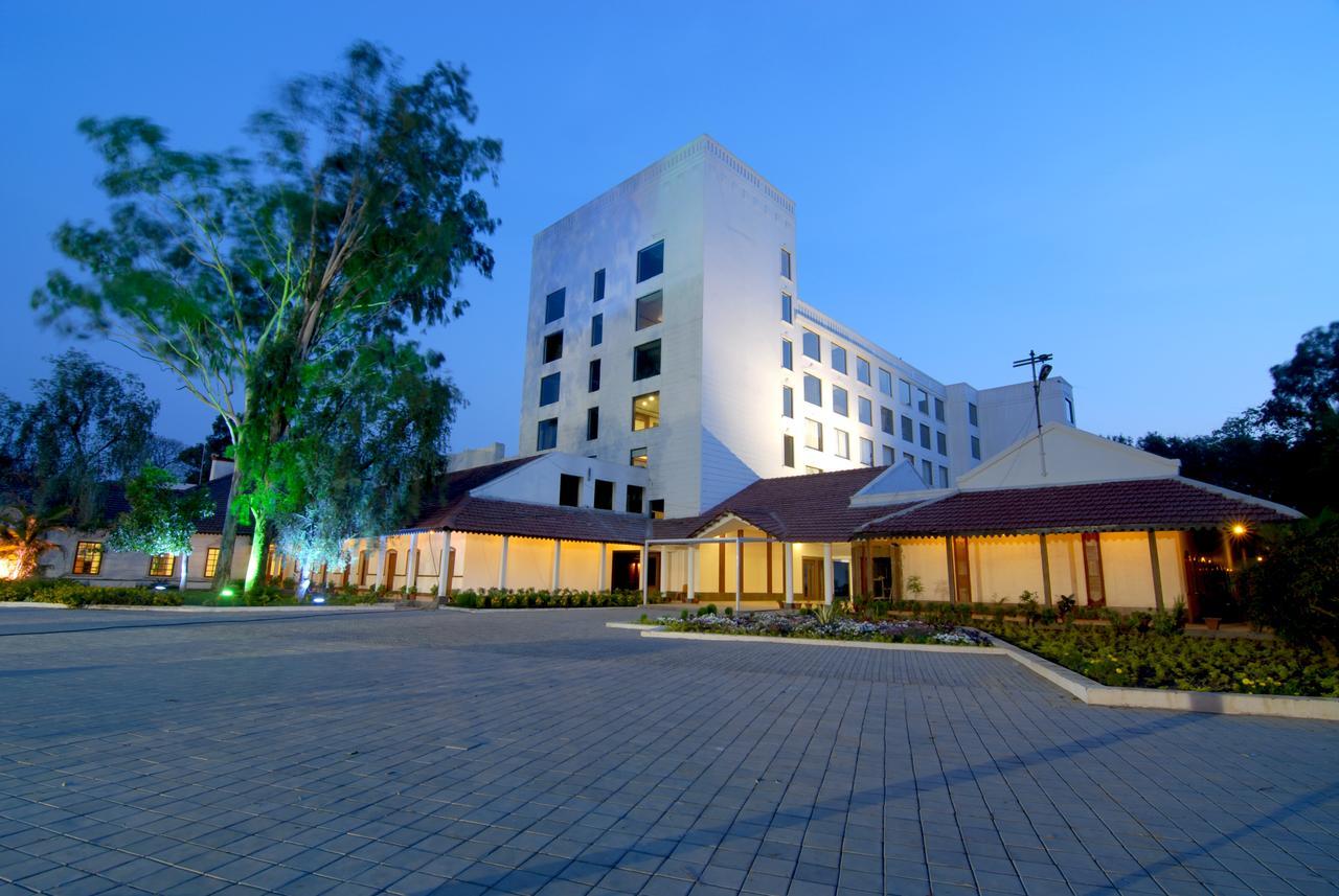 Chanakya Bnr Hotel Ranchi Bagian luar foto