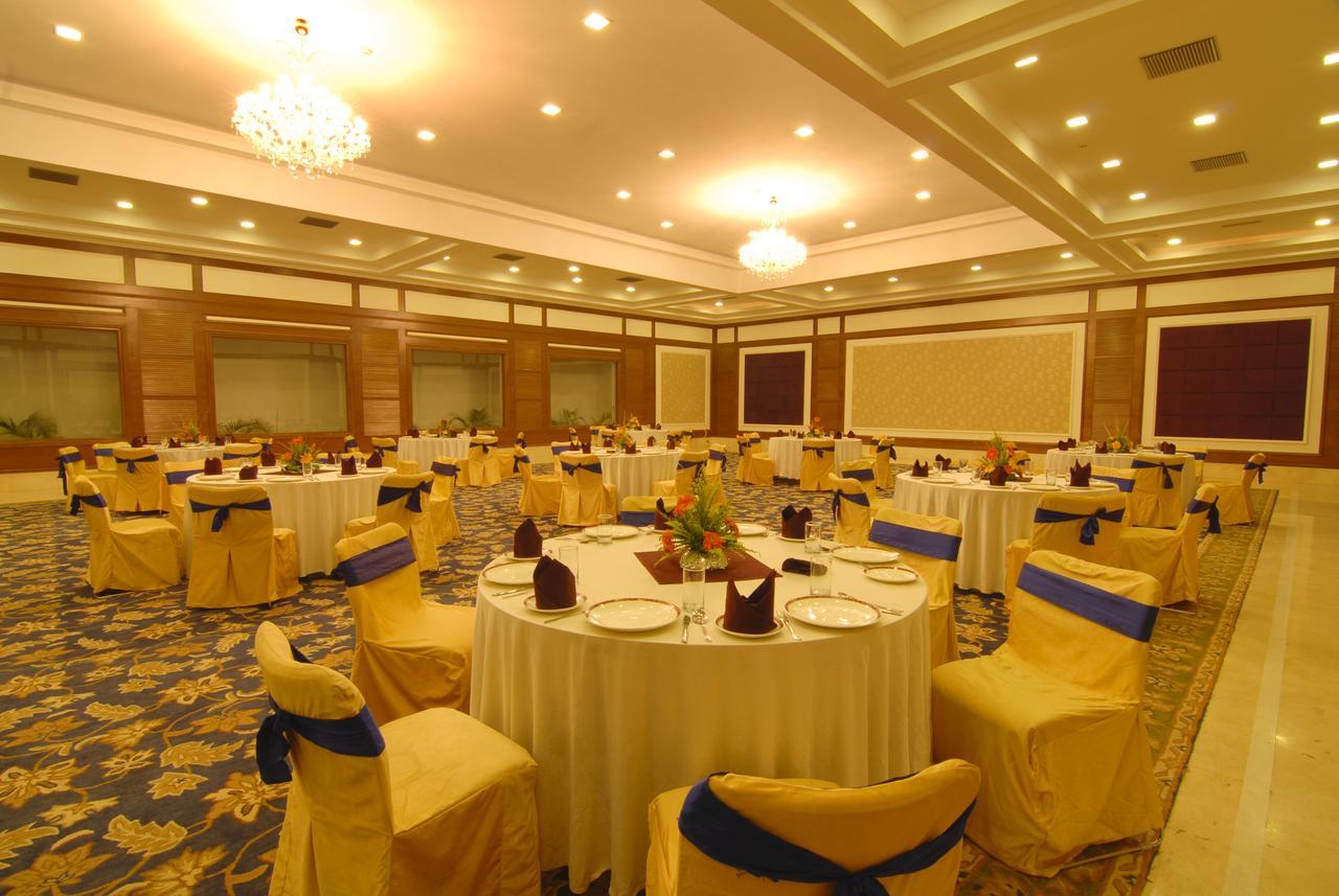 Chanakya Bnr Hotel Ranchi Bagian luar foto